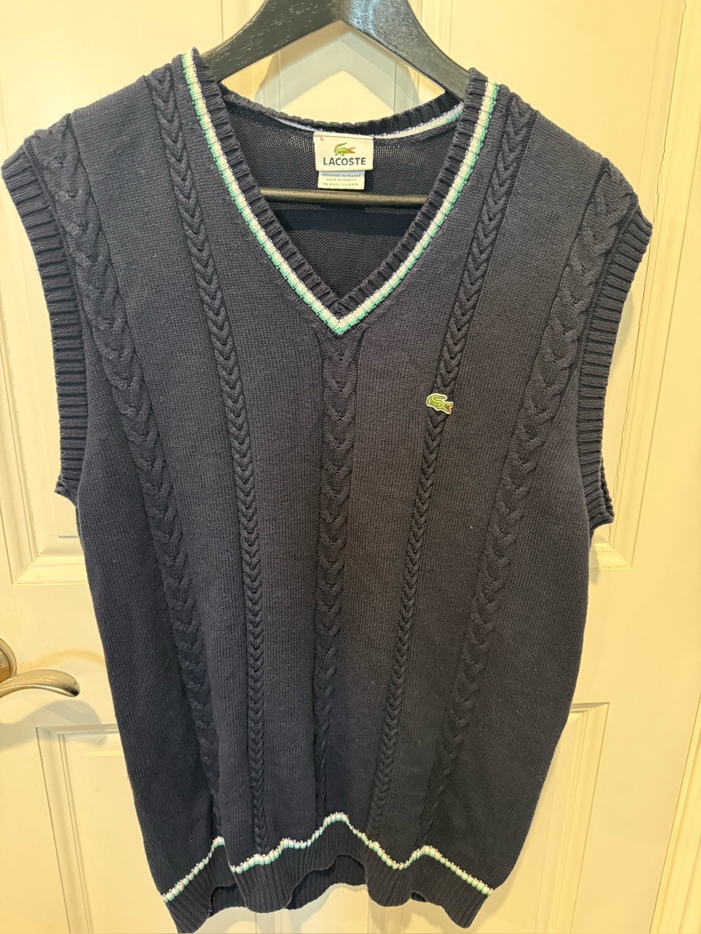 Vintage Men’s Lacoste V-Neck Sweater Vest - Navy Cable Knit - 100% cotton. Sz L